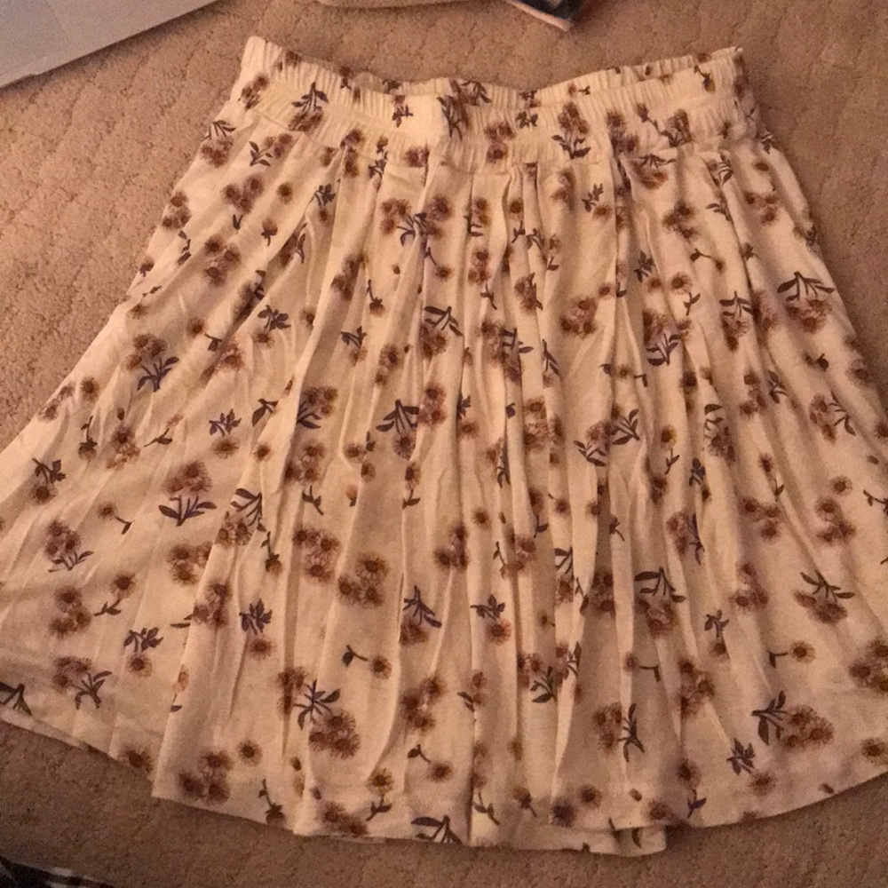 Brandy Melville Sunflower Skirt